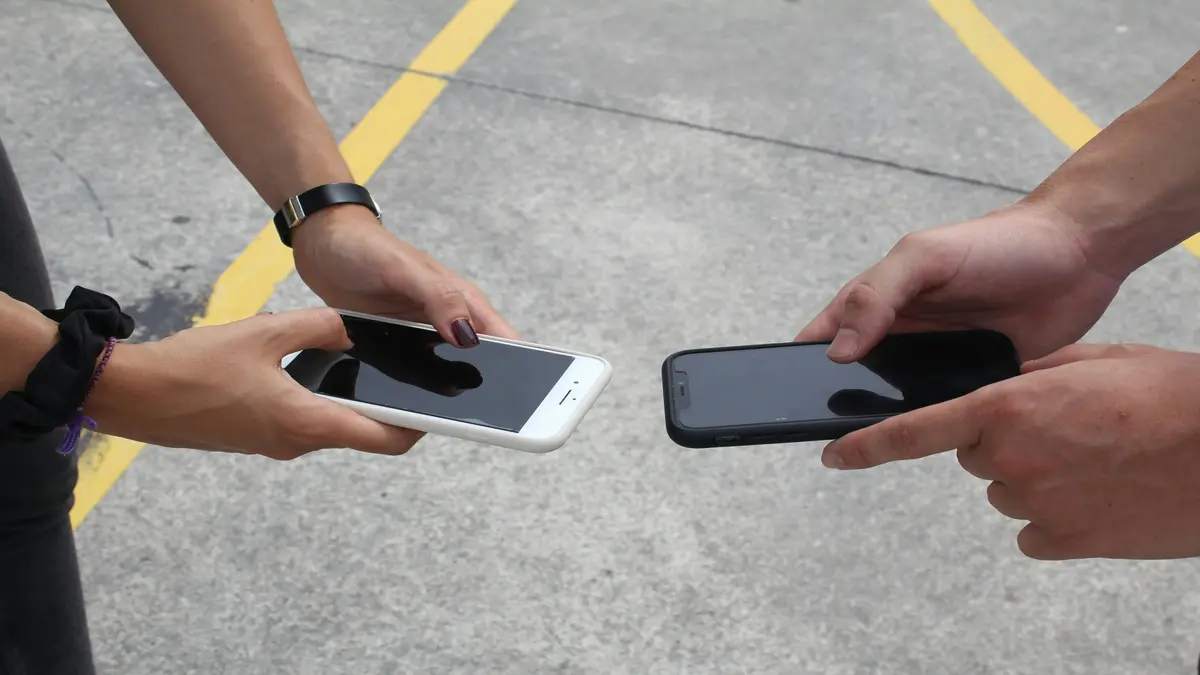 Best Apps for Wireless File Sharing Between Devices in 2026 Guide 1 File Sharing